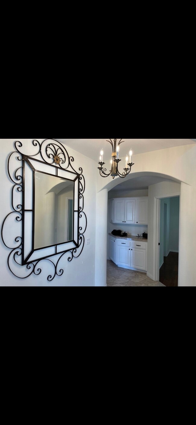 Building Photo - 4113 Highland Ave