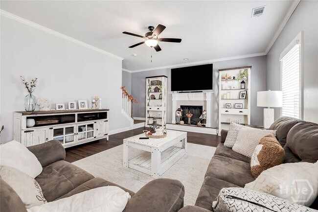 Building Photo - 114 Sams Dr