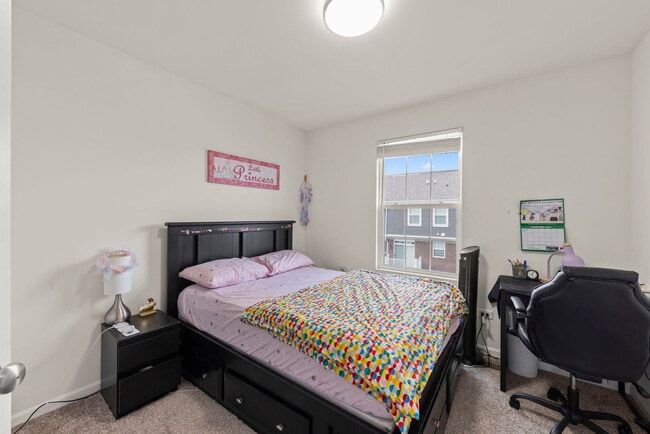 Building Photo - 4415 Monroe Ct