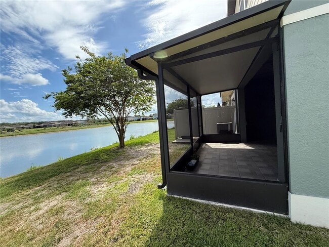 Building Photo - 9154 Hillcroft Dr