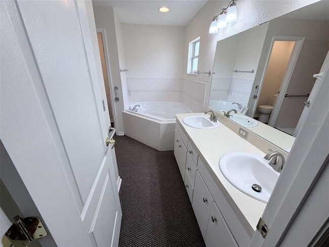 Building Photo - 5967 Hillside Heights Dr