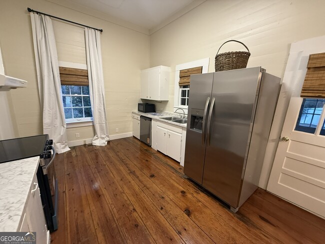 Building Photo - 4729 Herod Hwy