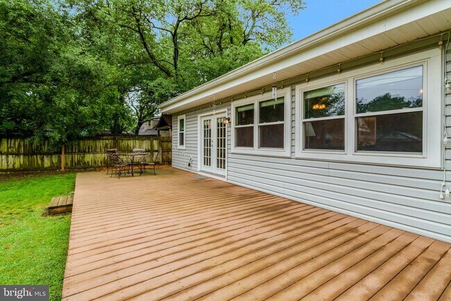 Building Photo - 6735 Williams Dr