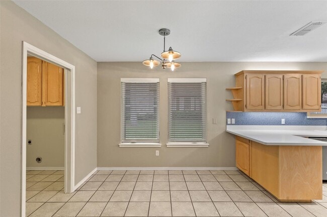 Building Photo - 3 bed, 2 bath home in Burleson