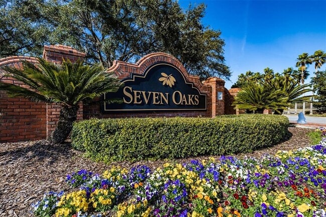 Building Photo - 2734 Silvermoss Dr