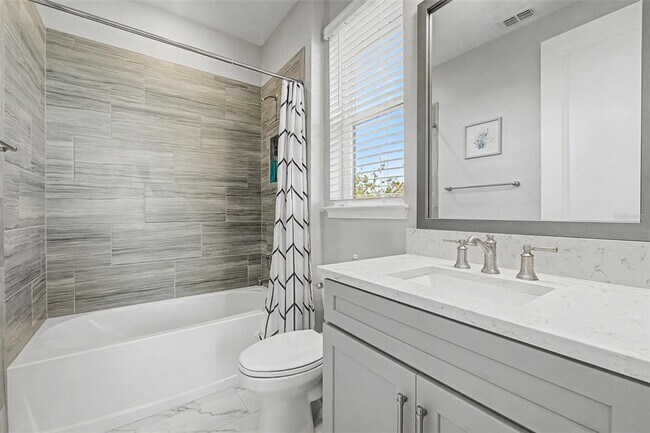 Building Photo - 28336 Picana Ln