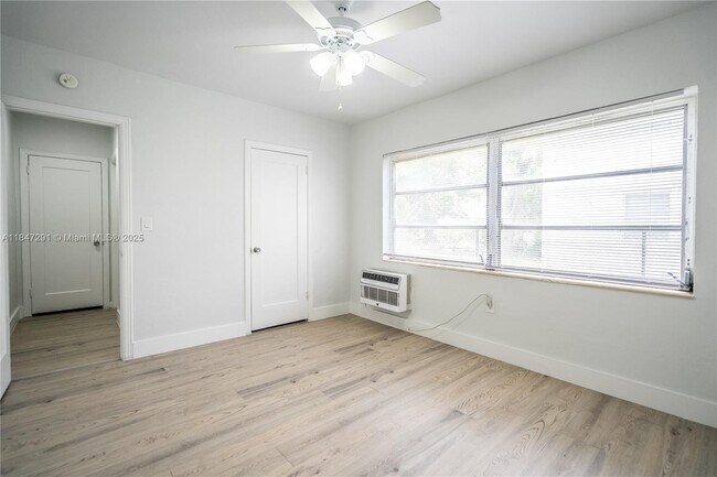 Building Photo - 437 NE 82nd St