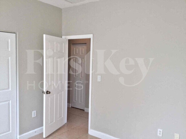 Building Photo - 10773 SW 245th St