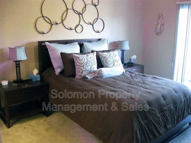 Building Photo - 505 Lands End Way