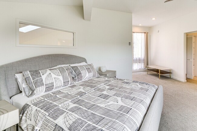 Building Photo - 1735 Spyglass Dr