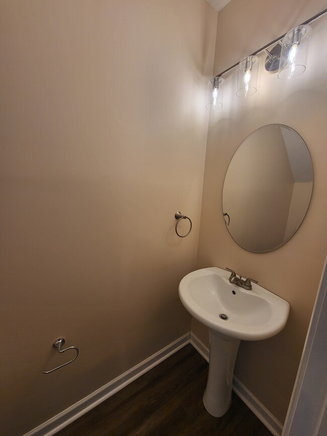 Building Photo - 6091 Camden Forrest Ct