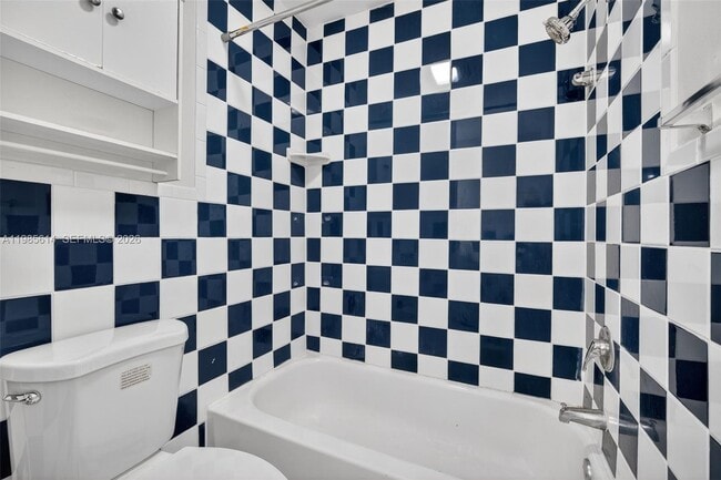 Building Photo - 1451 NW 92nd Ave