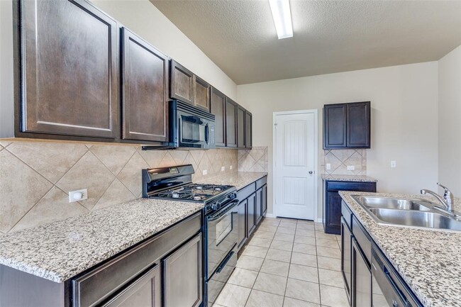 Building Photo - 505 Brashear Ln