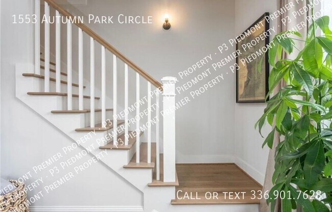 Building Photo - 1553 Autumn Park Cir