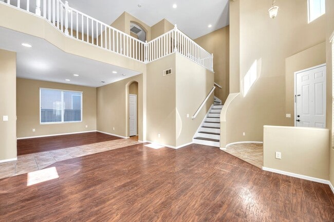 Building Photo - 27513 Stanford Dr