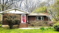 Building Photo - 32 Culross Dr