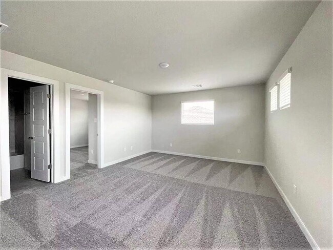 Building Photo - 604 Bridle Creek Dr