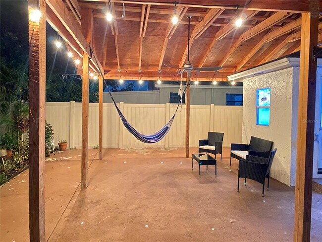 Building Photo - 3427 W Palmetto St