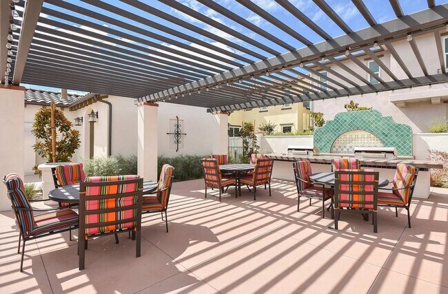 Building Photo - Newly Renovated Spacious 3 Bedroom Available for Rent Today! Don't Miss your chance!! Rent Today!!