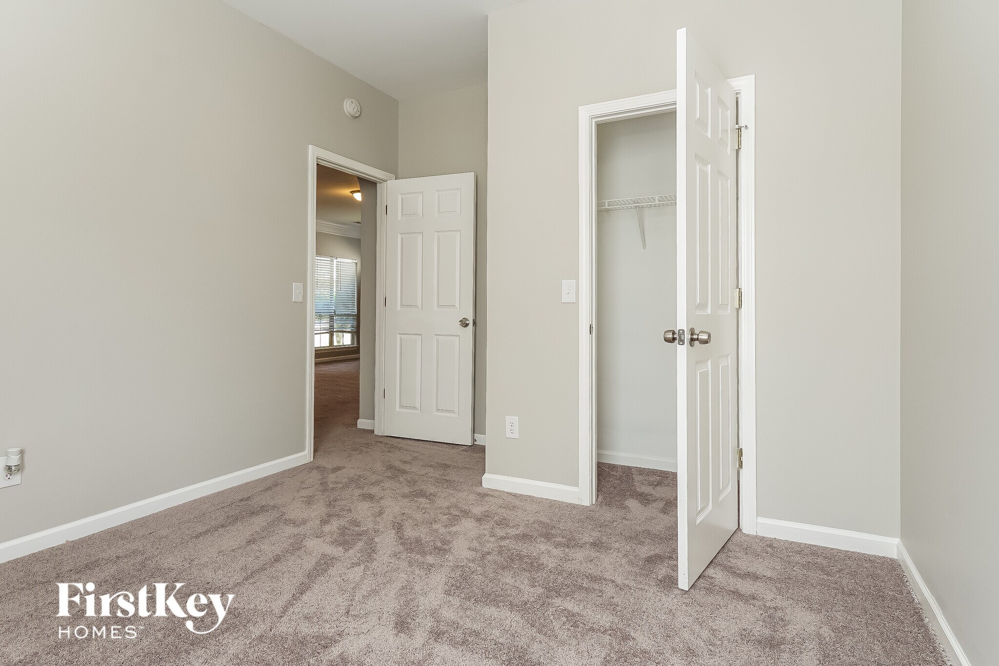 Building Photo - 9399 Brook Forest Cir