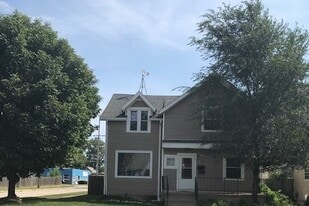 Building Photo - 6703 35th Ave