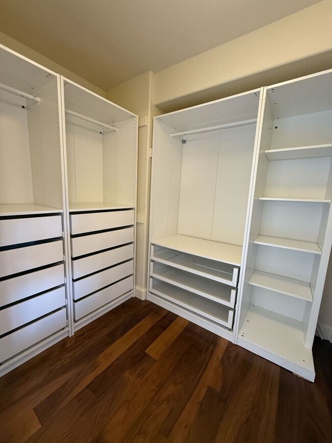 Building Photo - 4bd/3.25ba Seattle House