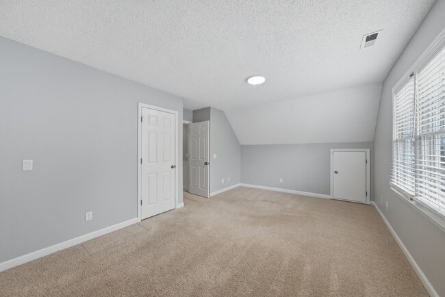 Building Photo - 8504 Powis Cir