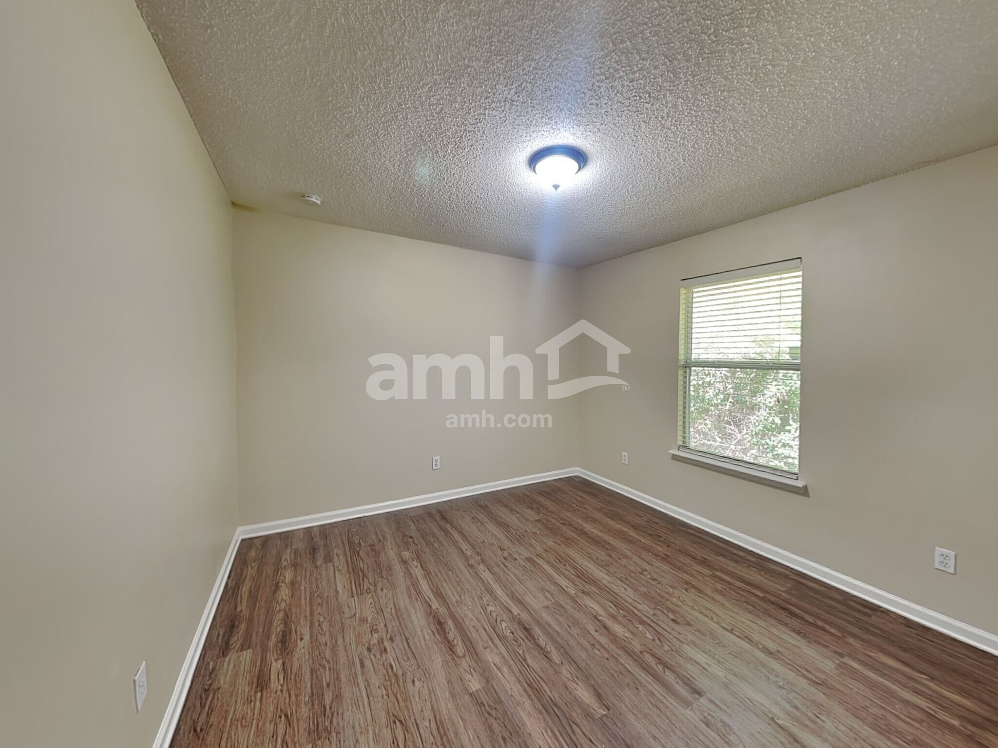 Building Photo - 2800 Bailey Way