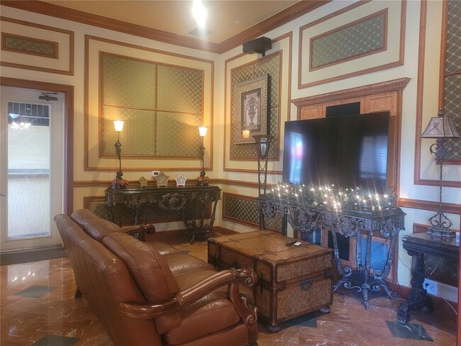 Building Photo - 2709 Via Cipriani