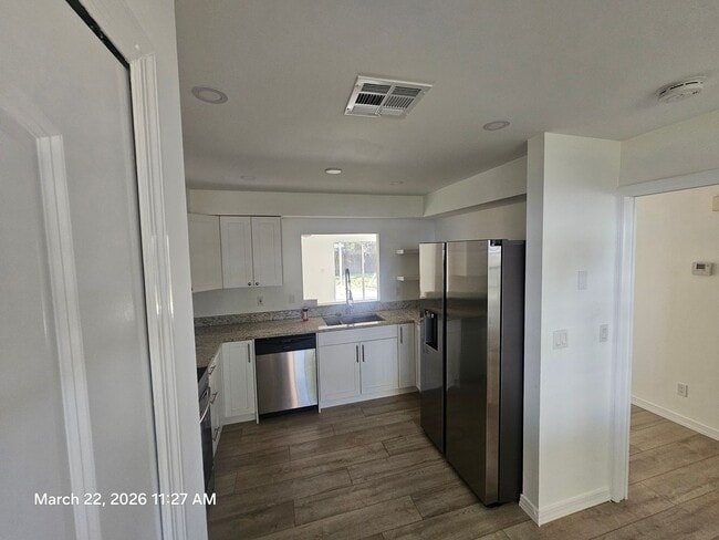 Building Photo - 1406 36th Ave