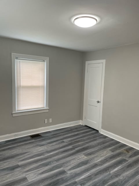 Building Photo - 5108 Columbia Ave