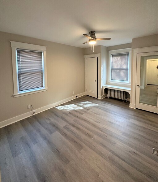 Building Photo - 5718 Beacon St