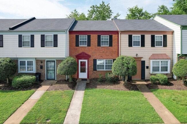 Building Photo - Townhouse in Richmond