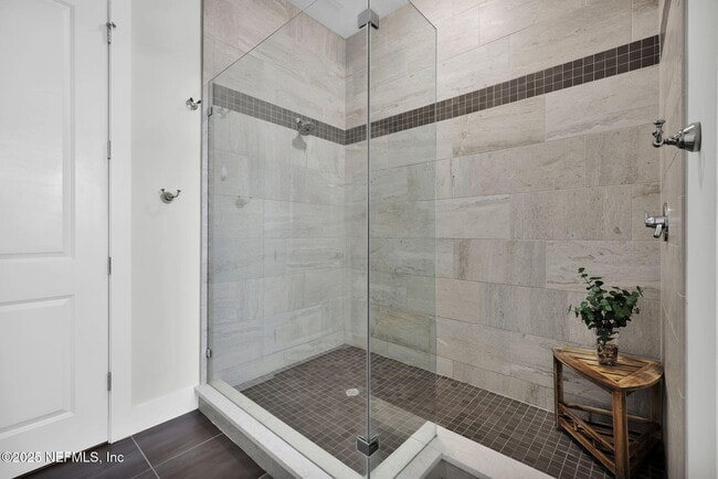 Building Photo - 2320 Beach Blvd