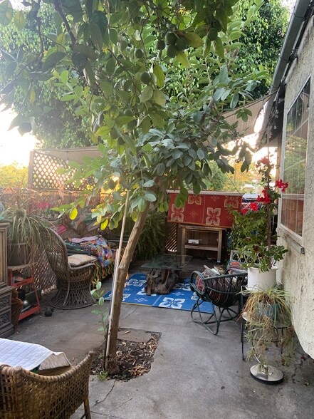 Building Photo - 1003 N Coronado St