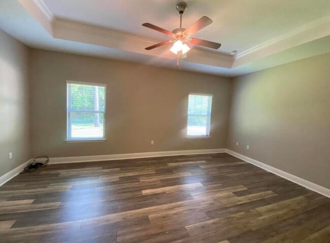 Building Photo - 40 Woodwind Way