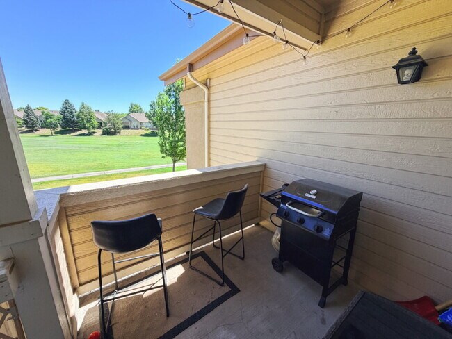 Building Photo - Rare opportunity to lease a golf course-view condo in one of Littleton's most convenient locations!