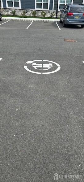 Building Photo - 211 Henderson Rd