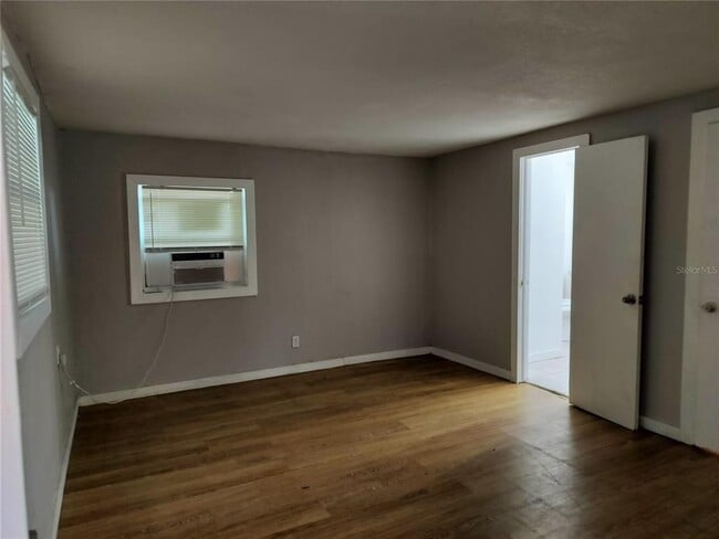 Building Photo - 3635 State Rd 60