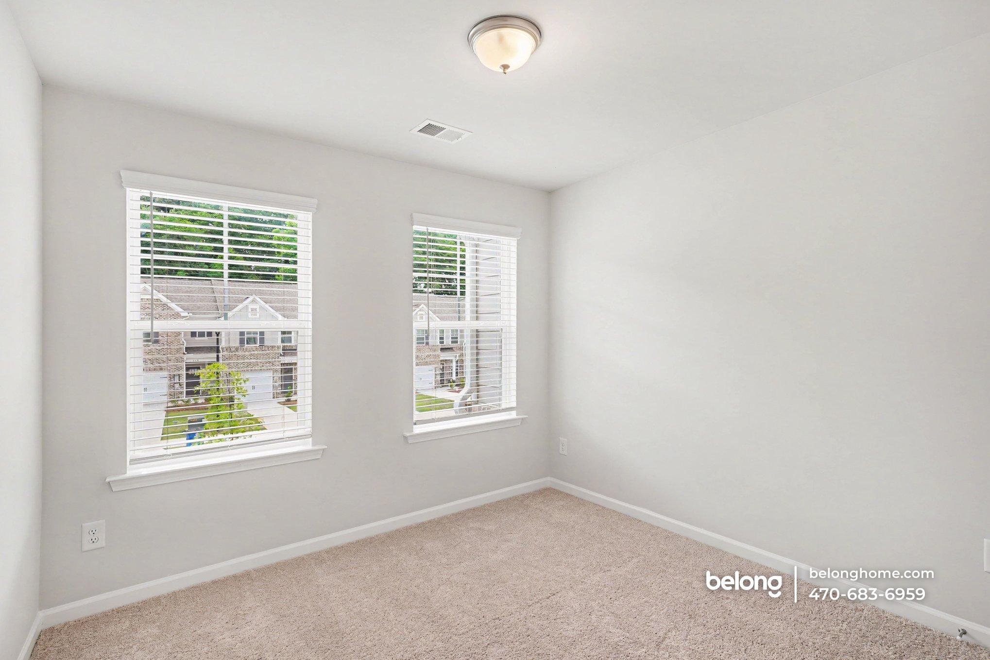 Building Photo - 348 Navigator Ln