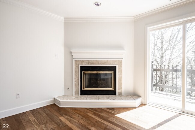 Building Photo - 8651 Jaffa Ct Dr E