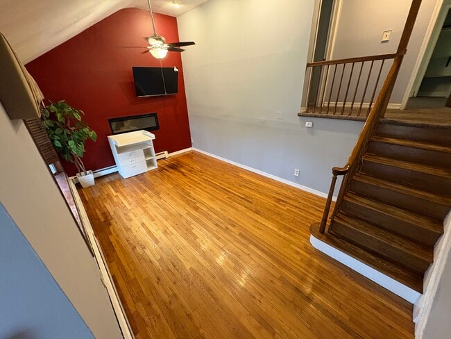 Building Photo - 461 Gibbs Pond Rd