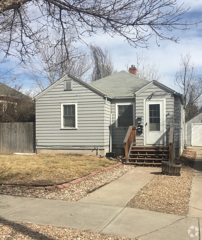 Building Photo - 2216 9th Ave