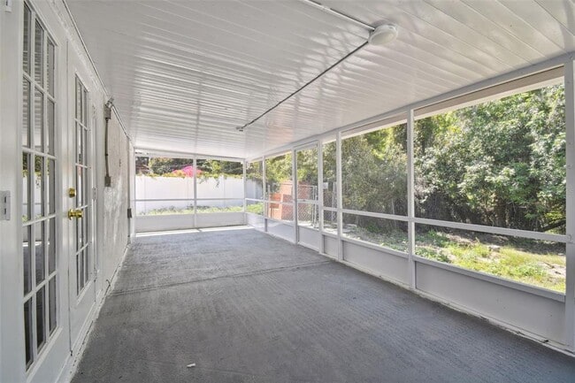 Building Photo - 7721 Heather St