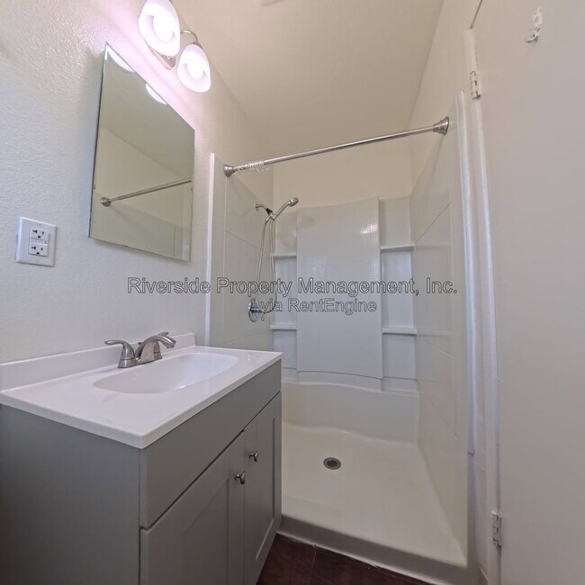 Building Photo - 4084 St George Pl