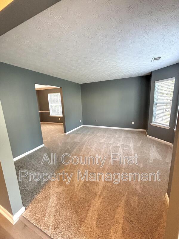 Building Photo - 4504 Carriage Park Dr