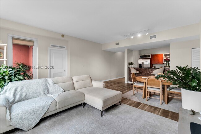 Building Photo - 7350 SW 89th St