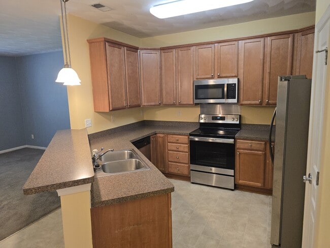 Building Photo - 1170 Gunn Hall Dr