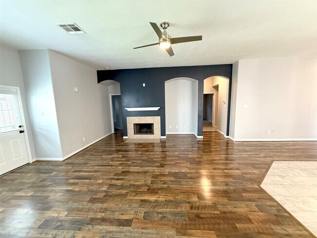 Building Photo - 2414 Alcove Foster Ct