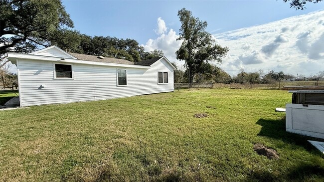 Building Photo - 13309 FM359